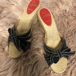 Designer wedge black & tan sandals.